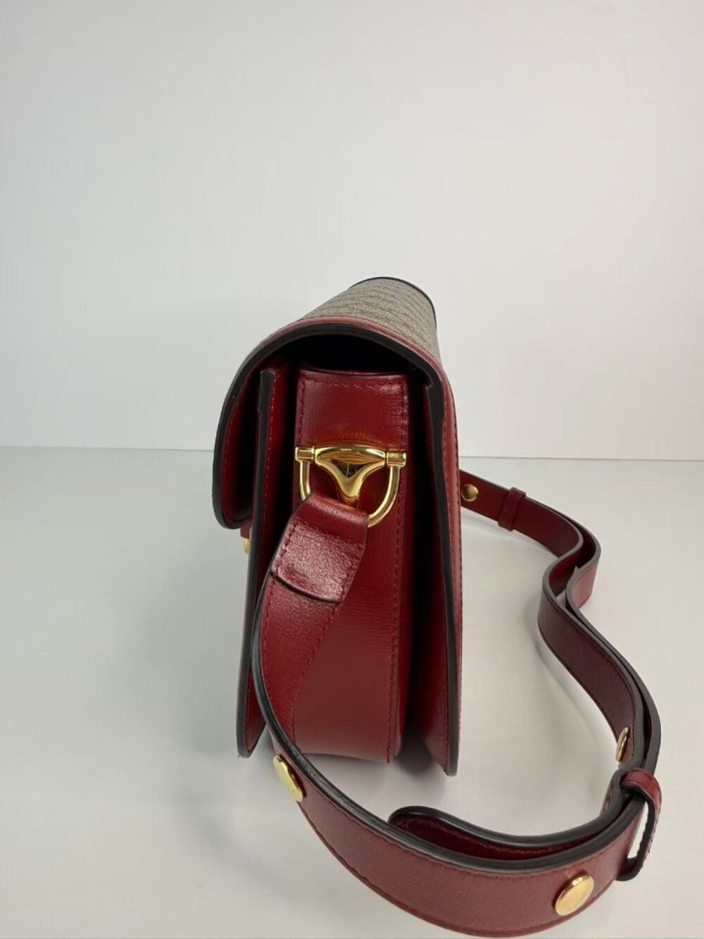 Gucci Horsebit 1955 Small GG Supreme Canvas Red Leather Shoulder Crossbody Bag - Picture 4 of 11